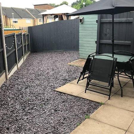 טיפטון Dudley House **Staycation & Contractors** Sleeps 7 מראה חיצוני תמונה